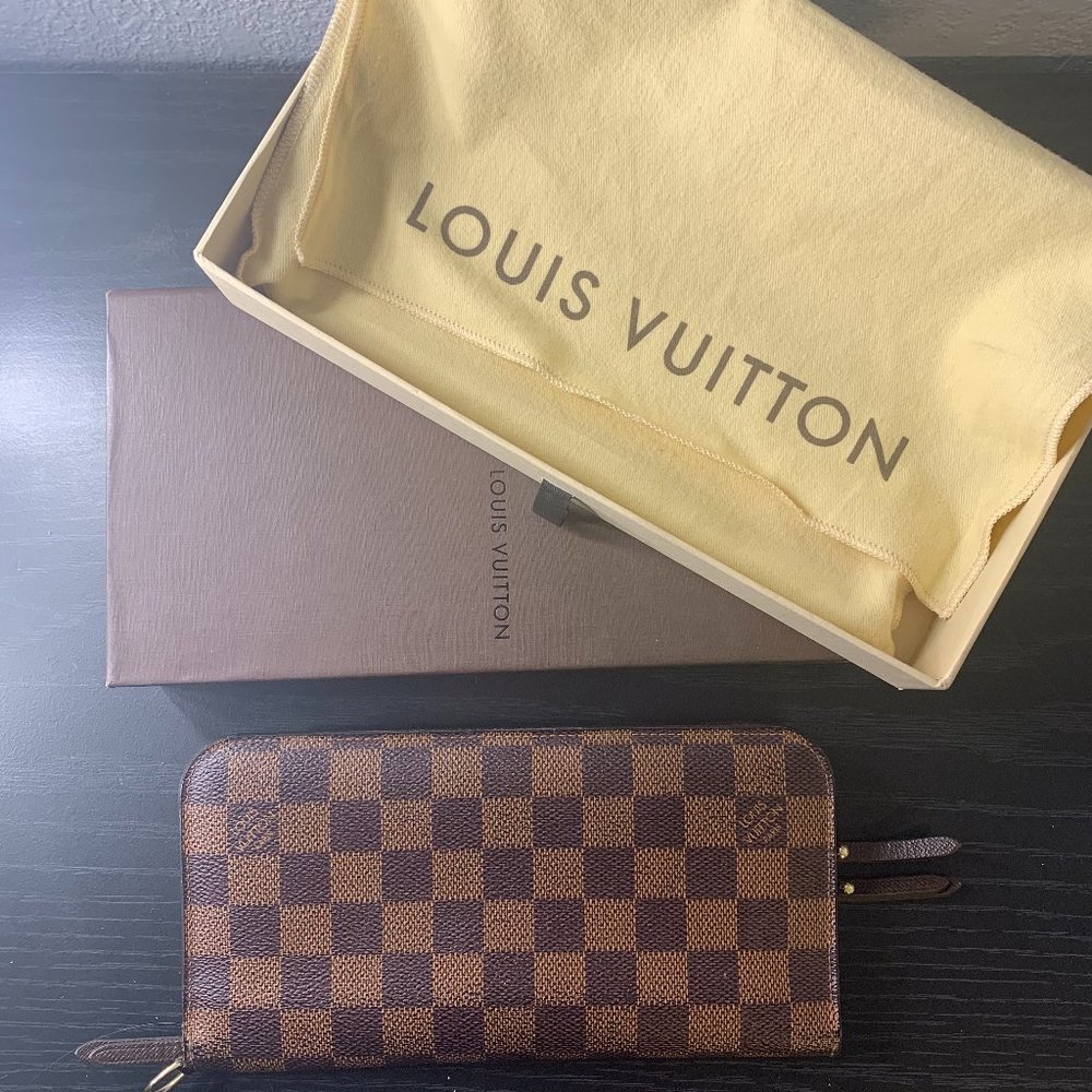 Louis Vuitton Leather Insolite Wallet
